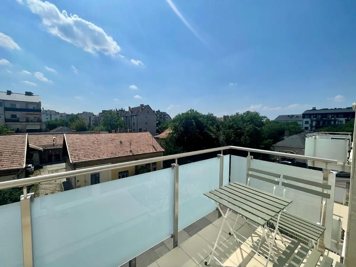 Kontakte von B147 Design Lux Apartments #Freeparking